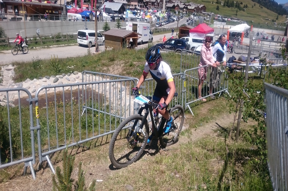 Championnats de France VTT — Loana Lecomte n'y croit pas ...