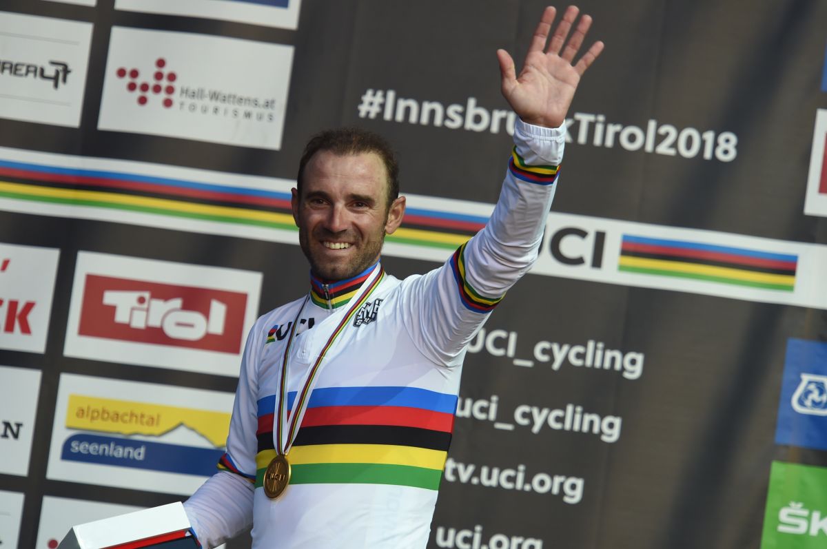 Ajeandro Valverde sur le podium des championnats du Monde