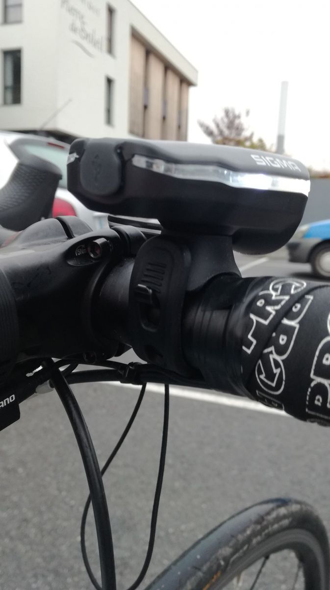 Sigma aura 60 Set USB 17750 lampe de vélo bikeleuchte 60 Lux code de la route Vélo Lumière