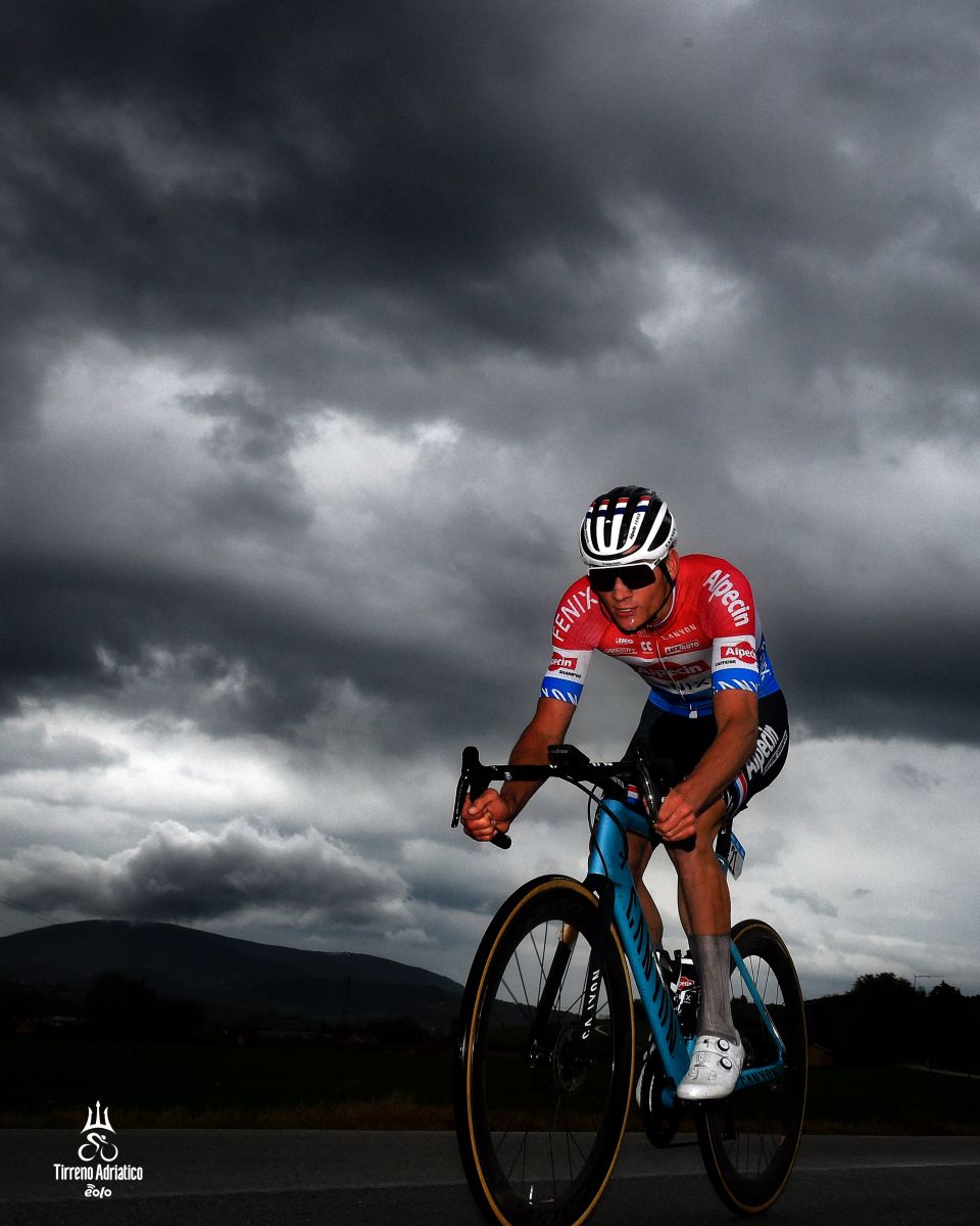 Mathieu Van der Poel sur la 5ème étape de Tirreno-Adriatico