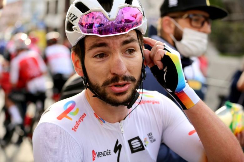 Anthony Turgis s'est montré déçu par sa deuxième place à l'arrivée de Milan - San Remo, convaincu qu'il aurait pu aller chercher la première