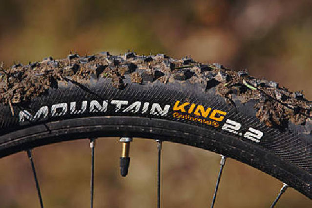 Big Bike présente le test des pneus Continental Mud King Protection  27,5x1.8 2023, avec les avis des pneus VTT Continental