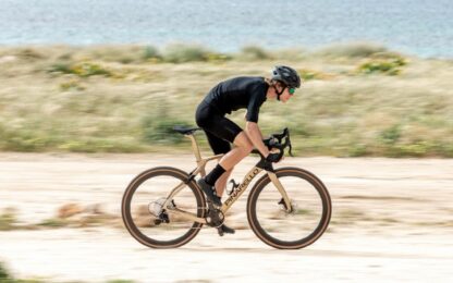 pinarello grevil F 2022 action