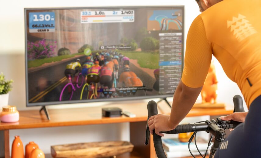 TV pour Zwift home trainer zwift hub