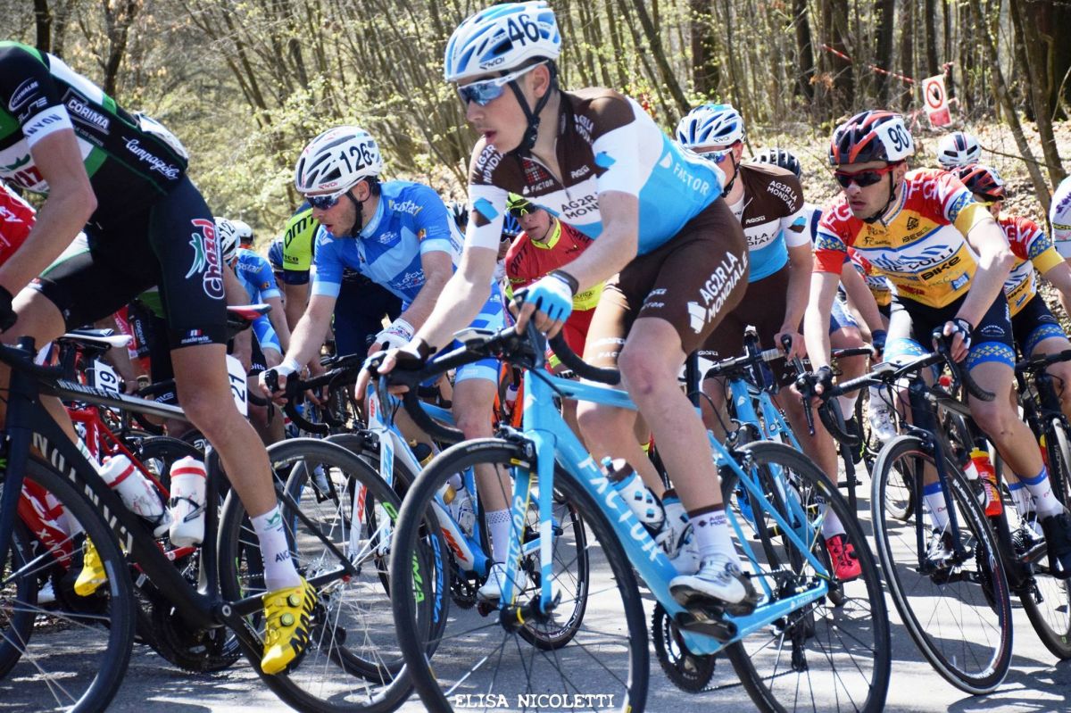 Clément Champoussin S'est Distingué En Montagne - Velo 101