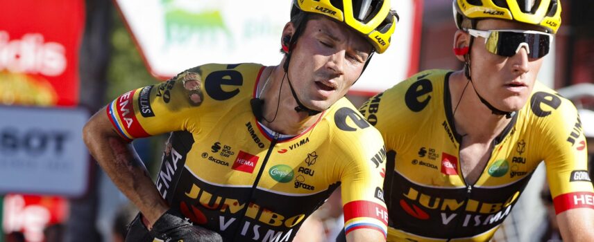 Primoz Roglic a franchi meurtri la ligne d'arrivée de Tomares / La Vuelta