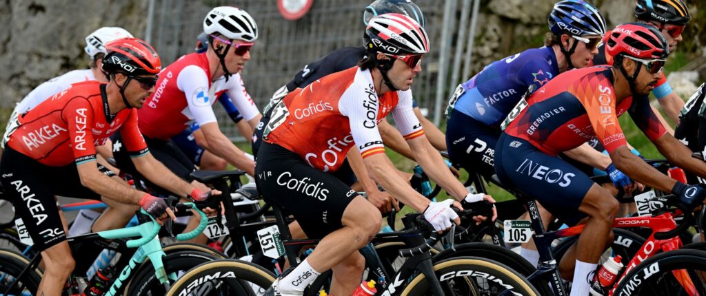 Positifs Au Covid, Ion Izagirre Et Anthony Perez Quittent Le Tour De ...