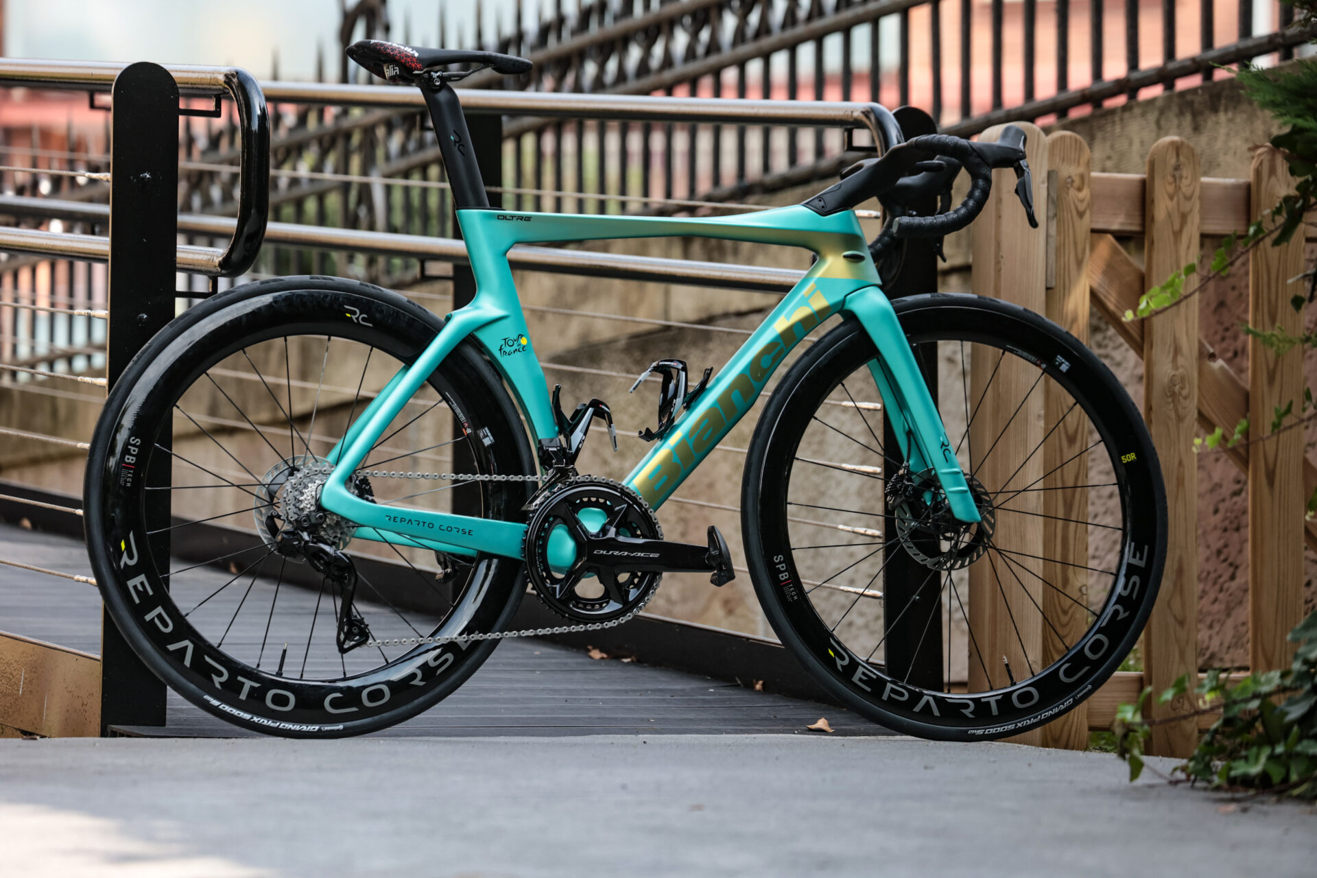 Le Bianchi Oltre RC spécial Tour de France - Velo 101