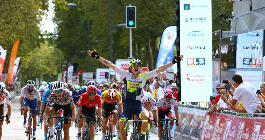 Tour Du Limousin : Hugo Page Empoche La Dernière étape, Le Général Pour ...