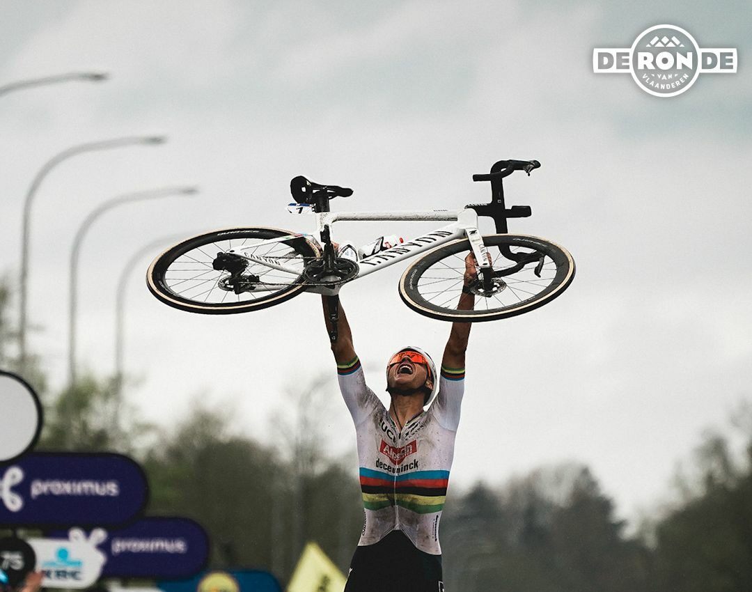 Un V Lo Dans Le Ciboulot Mathieu Van Der Poel Remporte Le Tour Des