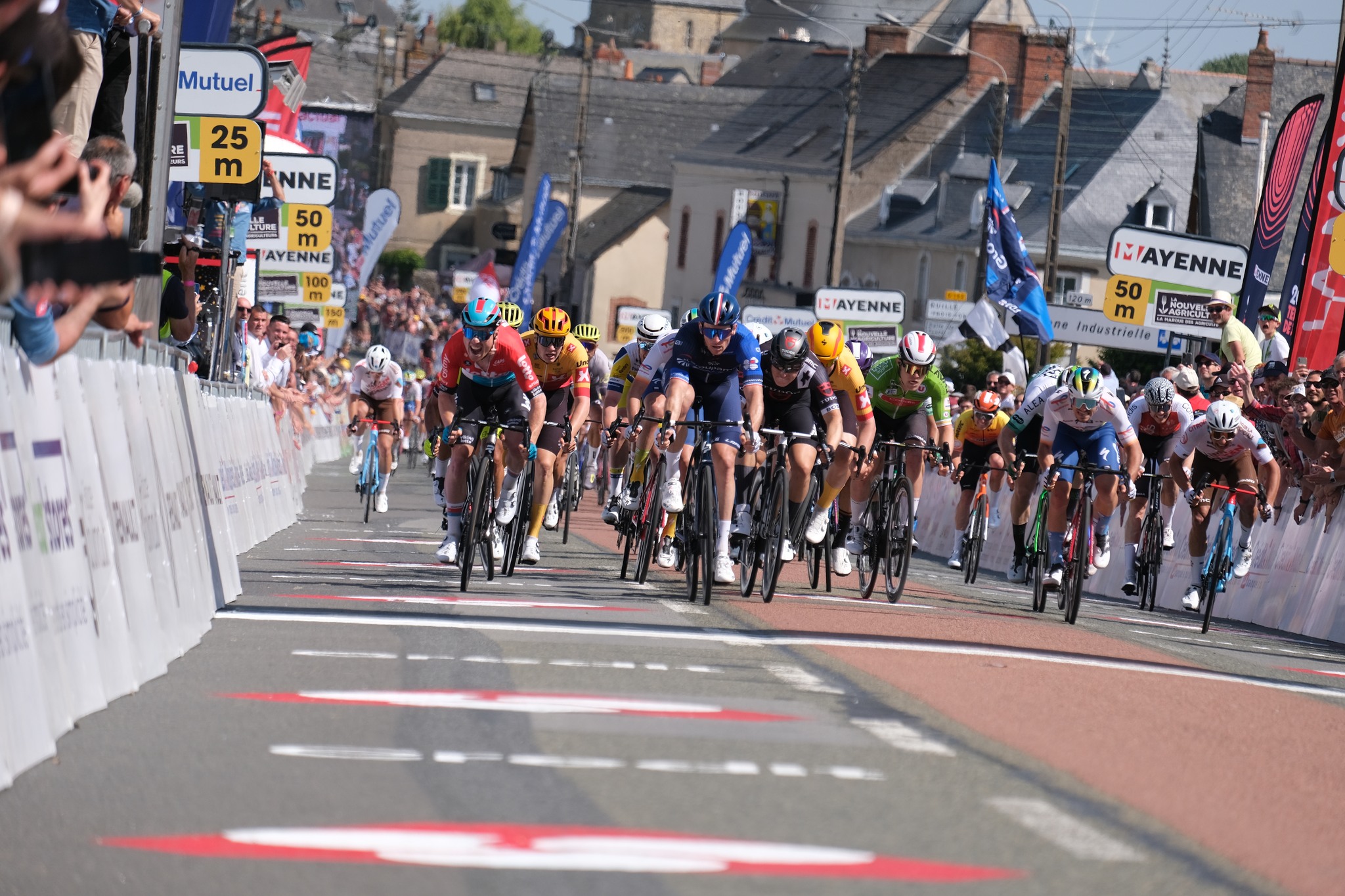 4ᵉ étape Boucles de la Mayenne : Mayrhofer s'impose, le général pour